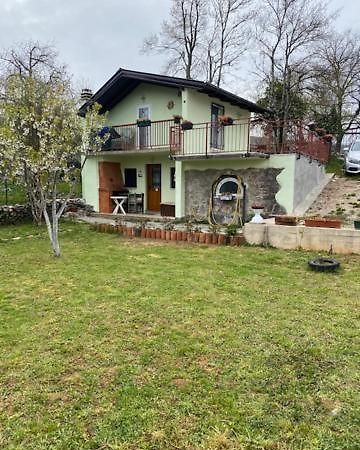 Vila Kalista Jurdani Exteriér fotografie